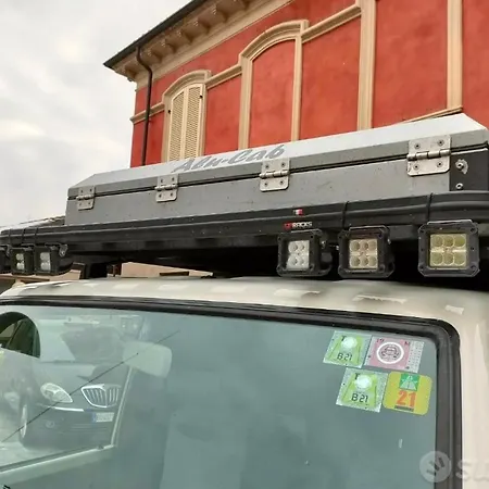 Toyota Land Cruiser Experience4u Úszó hotel Nizza Monferrato