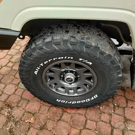 Úszó hotel Toyota Land Cruiser Experience4u